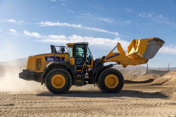 Komatsu introduces WA485-11 and WA475-11 wheel loaders